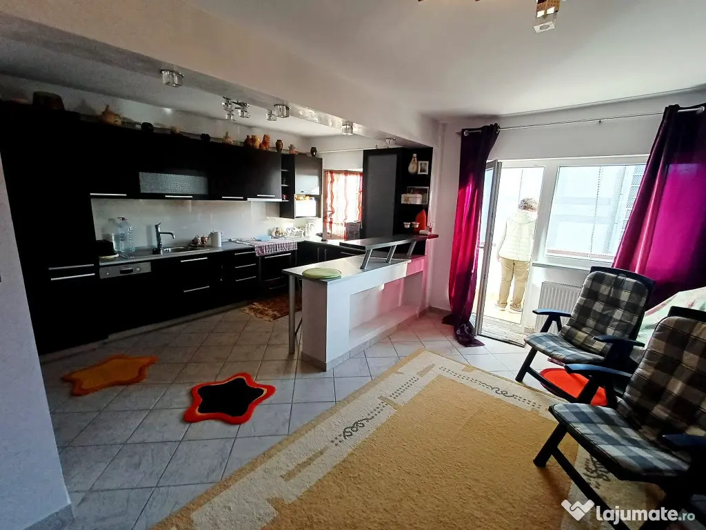 Zona RFN, 3 camere, decom., 