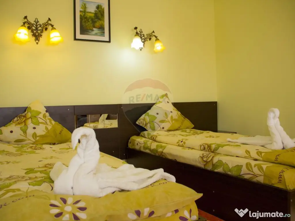 Hotel de vanzare la cateva minute de Podul Mogosoaia –C... 