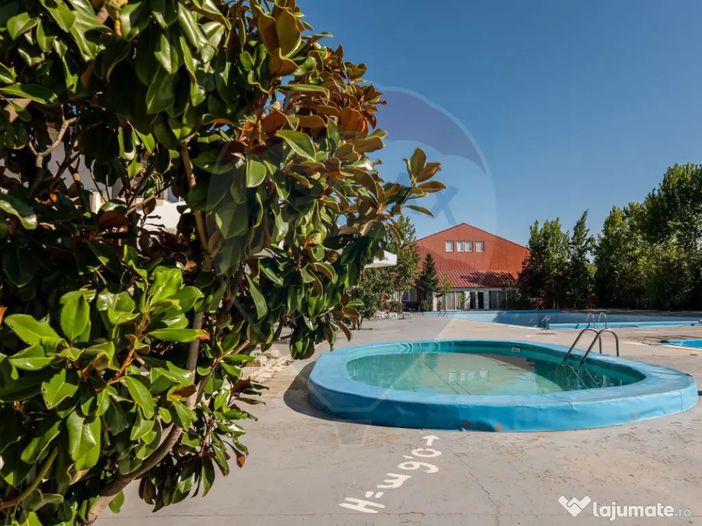 Hotel de vanzare la cateva minute de Podul Mogosoaia –C... 