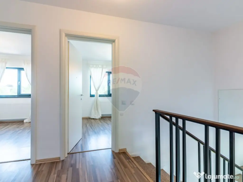 Casă / Vilă in Corbeanca, toate utilitatile, strada pri...