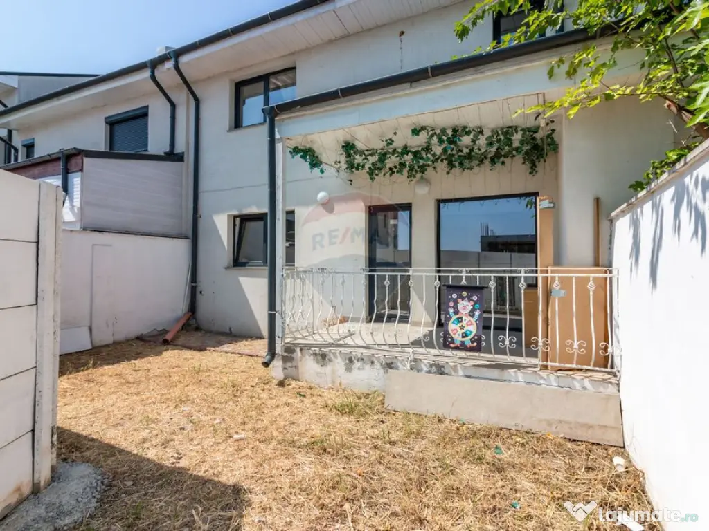 Casă / Vilă in Corbeanca, toate utilitatile, strada pri...