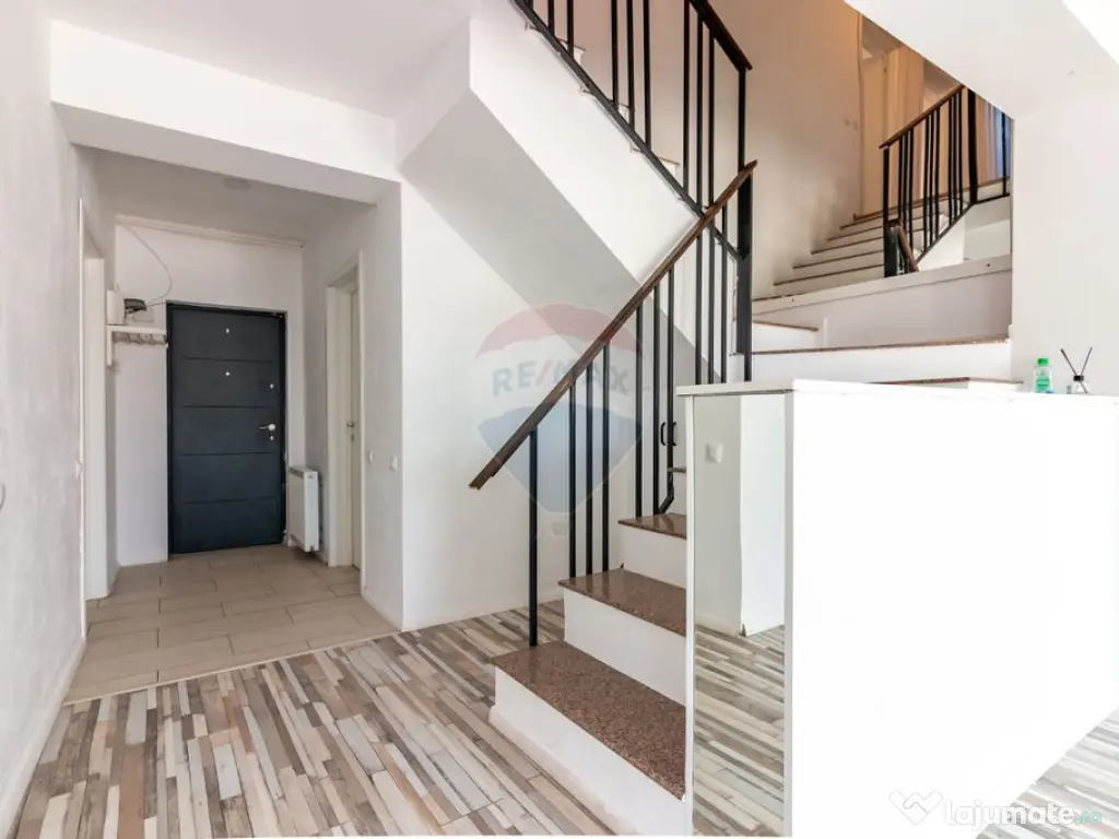 Casă / Vilă in Corbeanca, toate utilitatile, strada pri...