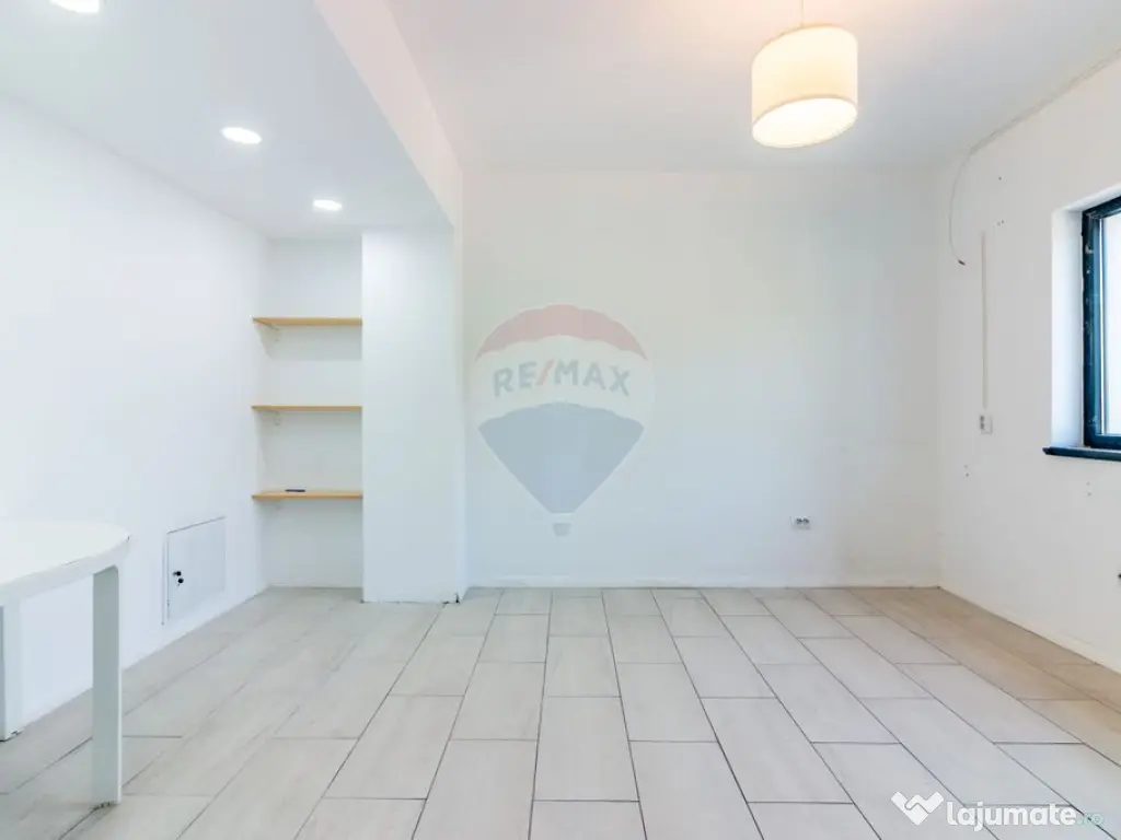 Casă / Vilă in Corbeanca, toate utilitatile, strada pri...