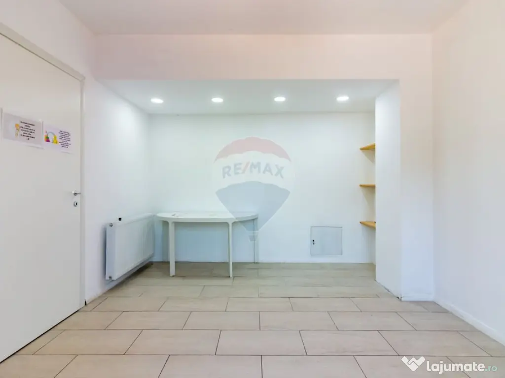 Casă / Vilă in Corbeanca, toate utilitatile, strada pri...