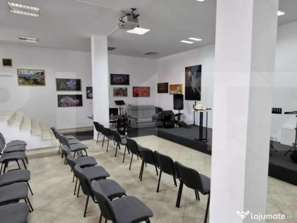 Spatiu comercial de vanzare, 181 mp, in partea de jos a oras 