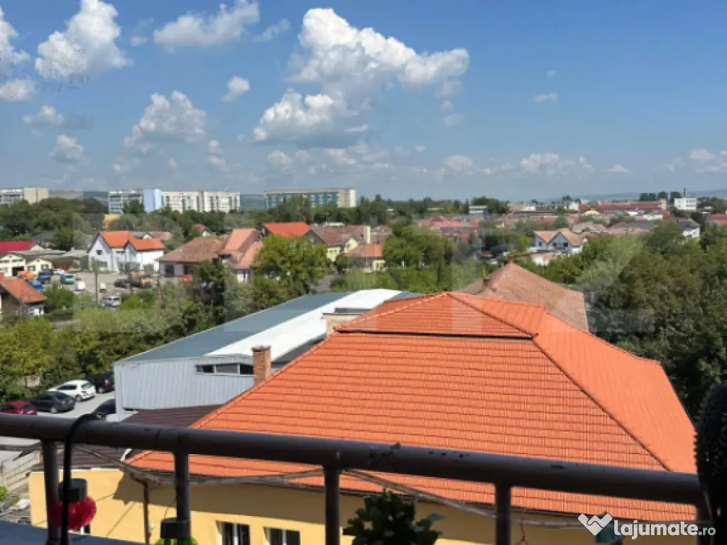 Apartament modern cu 3 camere, complet mobilat și utilat ?? 