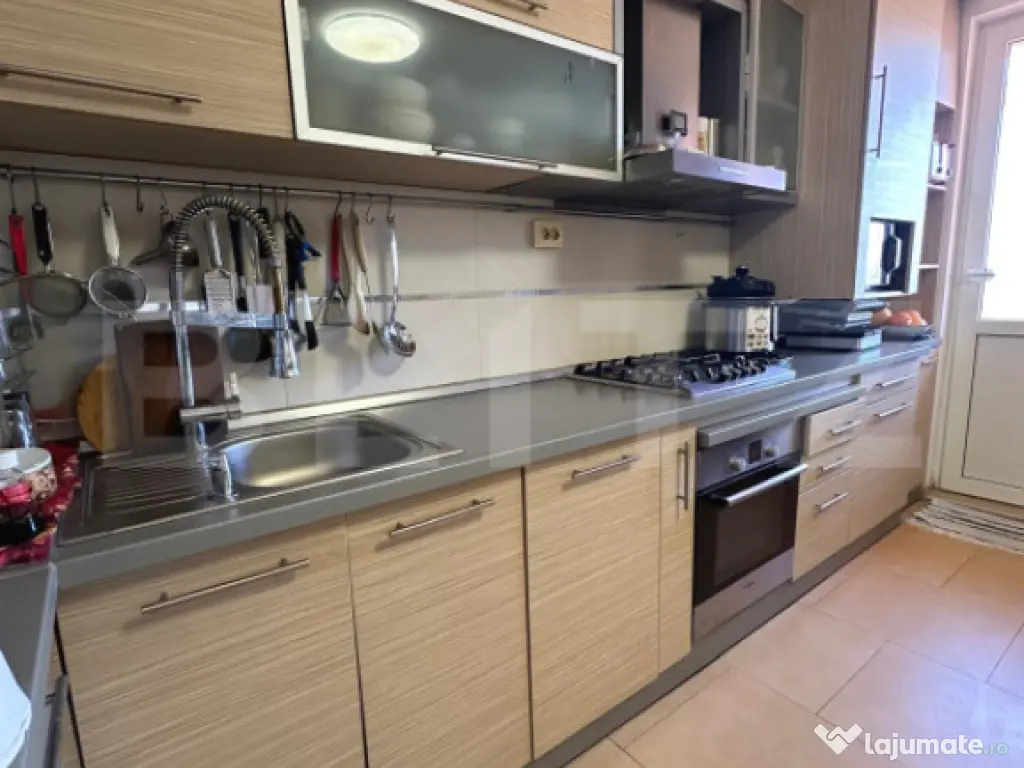 Apartament modern cu 3 camere, complet mobilat și utilat ?? 