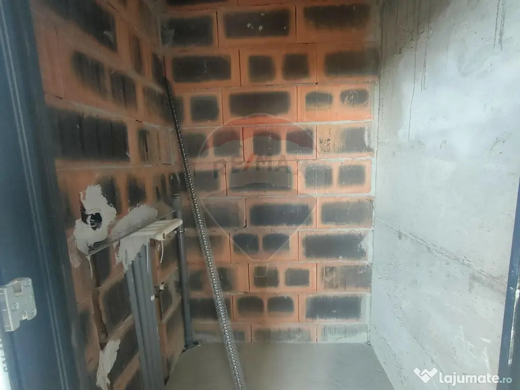 Apartament de vanzare cu gradina 