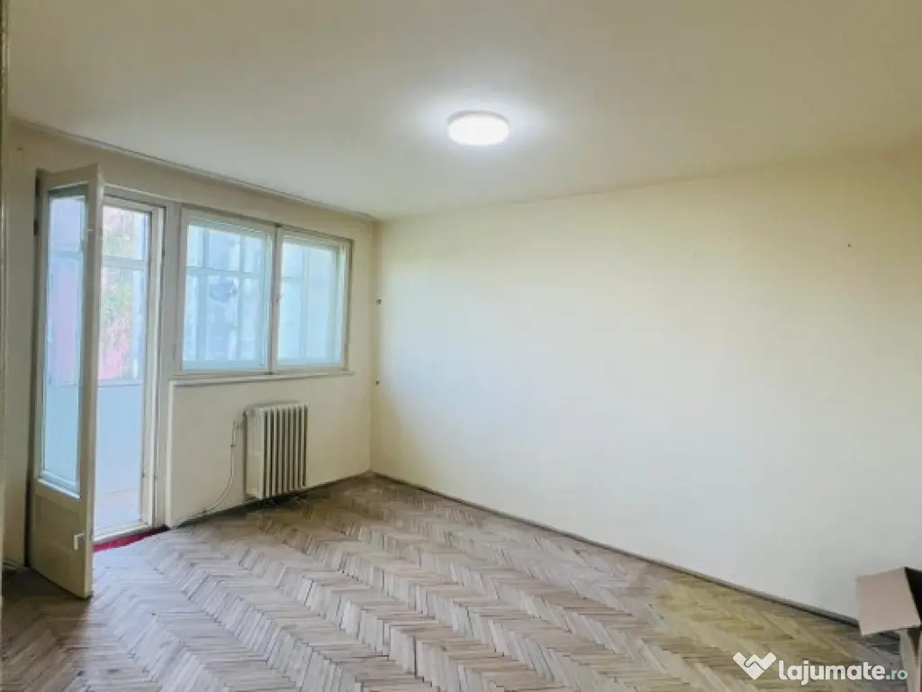 Apartament 3 camere, zona Decebal 