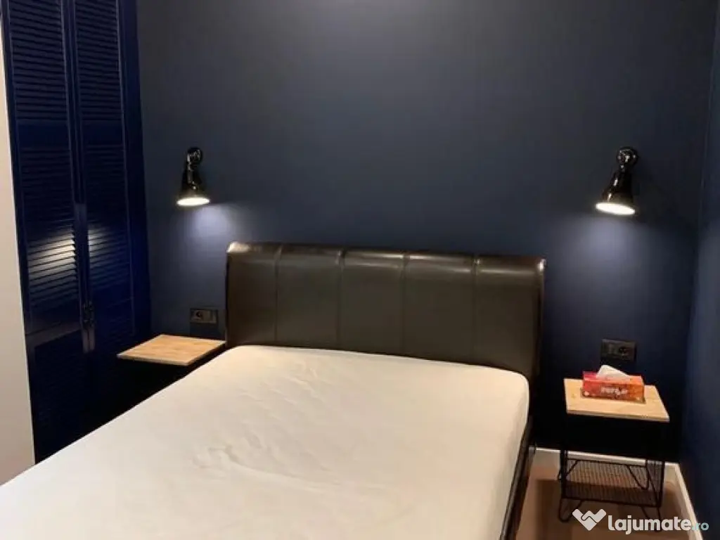 2 camere | Herastrau | Aron Cotrus | bloc boutique 2003 