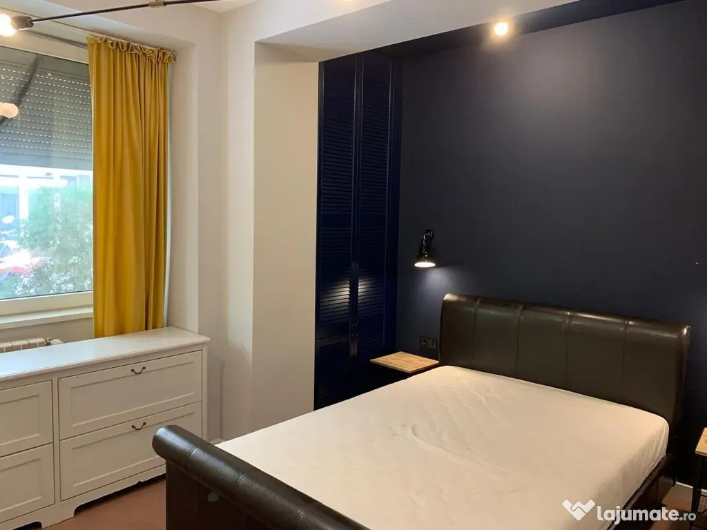 2 camere | Herastrau | Aron Cotrus | bloc boutique 2003 