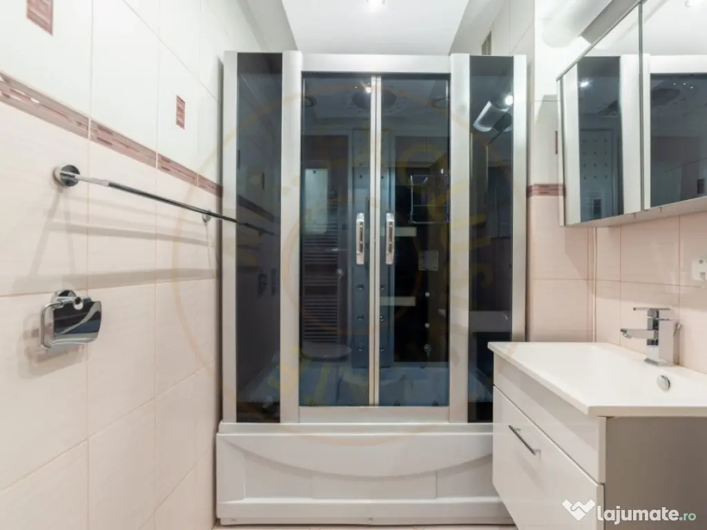 Apartament ultracentral 3 camere -munte- Câmpulung Muscel!