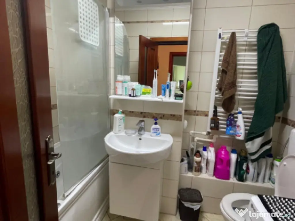 Apartament cu vedere frontala catre mare - zona Faleza Nord, 