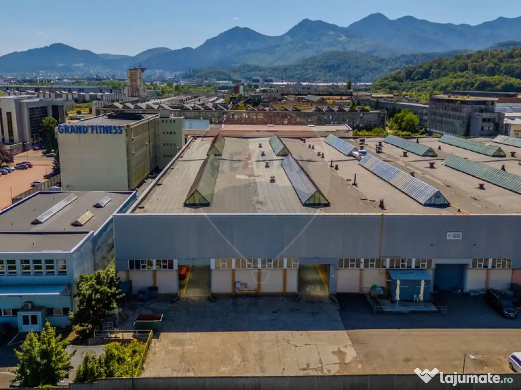 Hala 1870 mp, Parcare, Pod rulant 18 T 