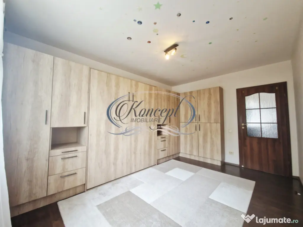 Locuinta la cheie, renovata, cu balcon si parcare, strada Ti 