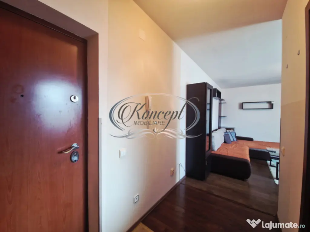 Locuinta la cheie, renovata, cu balcon si parcare, strada Ti 