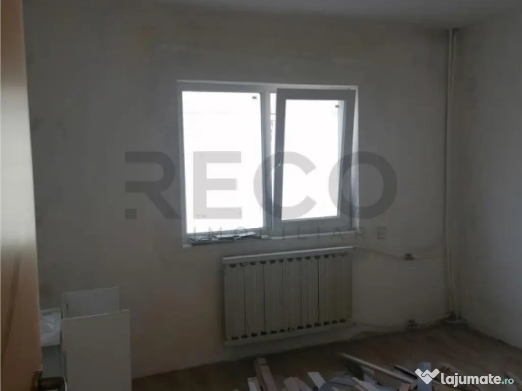 Reco Apartament 3 camere decomandat zona Dragos Voda 