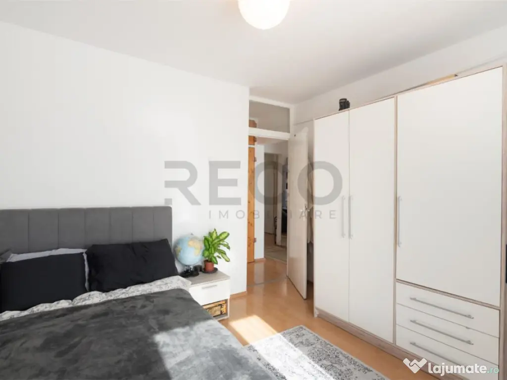 RECO . Apartament cu 3 camere . Dragos Voda 