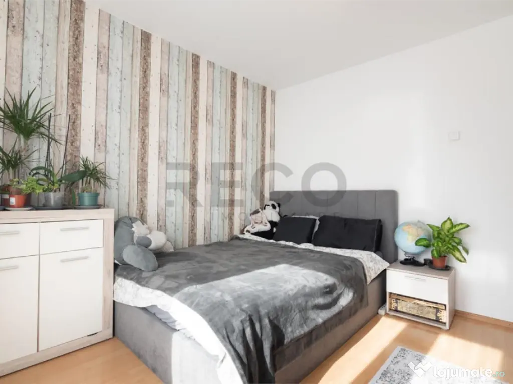 RECO . Apartament cu 3 camere . Dragos Voda 