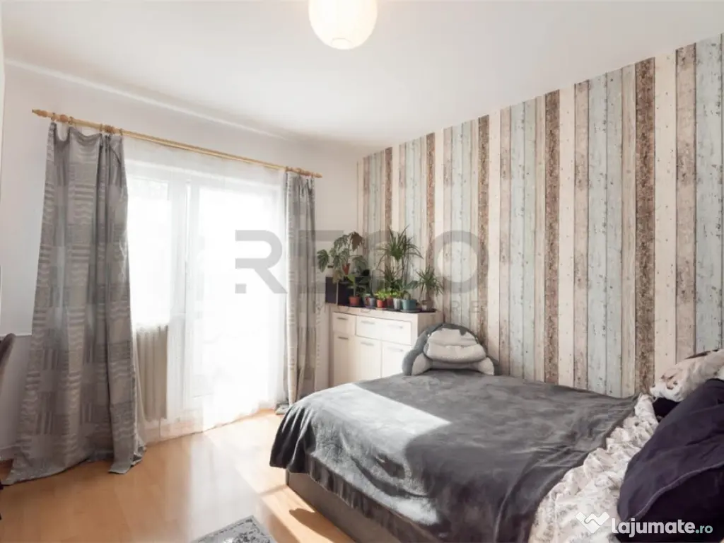 RECO . Apartament cu 3 camere . Dragos Voda 