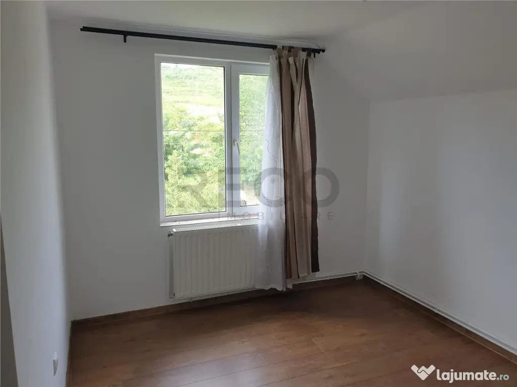 RECO Casa de cu etaj, Zona Dealuri, Oradea