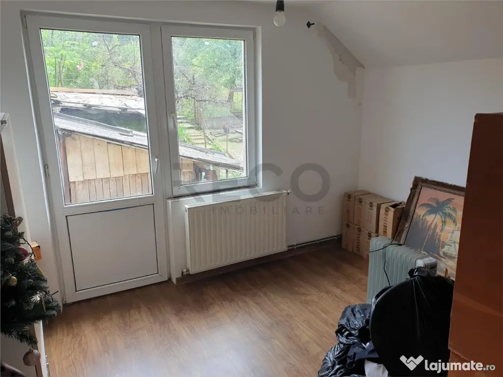 RECO Casa de cu etaj, Zona Dealuri, Oradea 