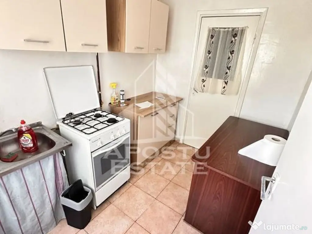 Apartament 2 camere in bloc cu lift, zona Sagului