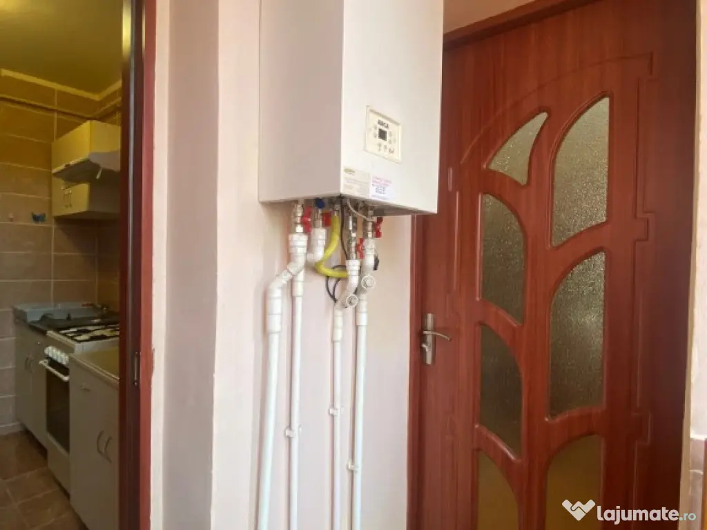 Apartament 2 camere decomandat Dacia 