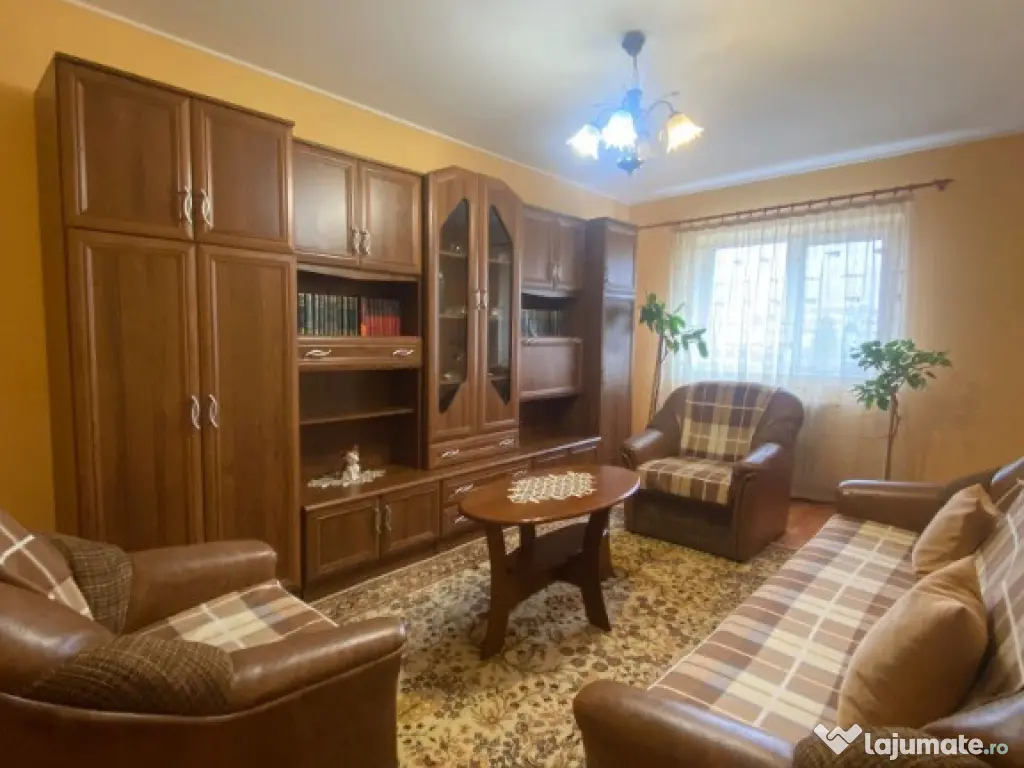 Apartament 2 camere decomandat Dacia 