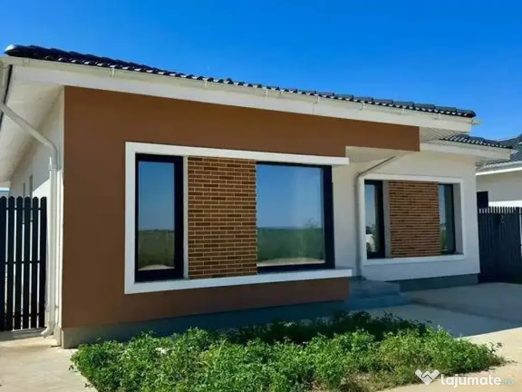 Cartier LUX de case individuale cu cămară si 2 parcari 