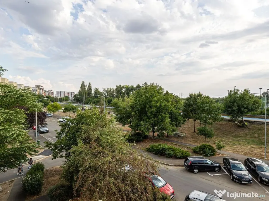 REZERVAT!Vedere directă spre faleza Mureșului, Micalaca... 