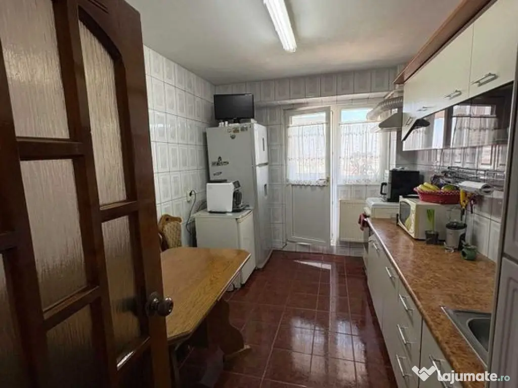 Apartament 3 cam, Micro 18, 2 băi, mobilat si utilat