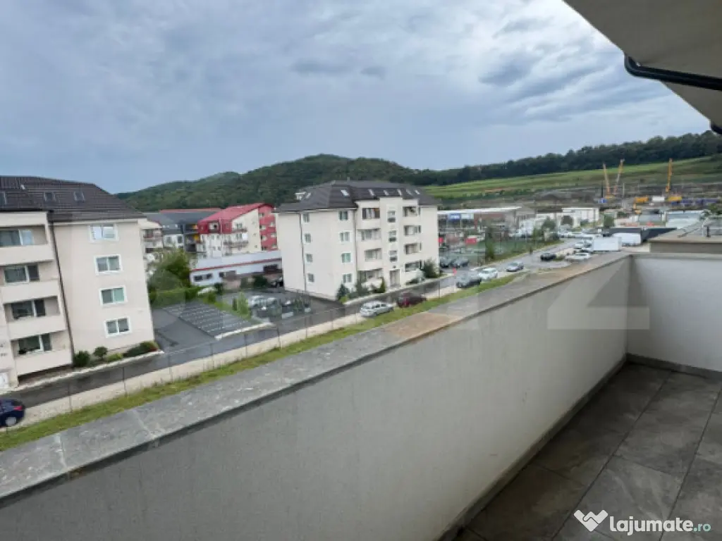 Apartament 2 camere, modern, parcare, zona Cetatii