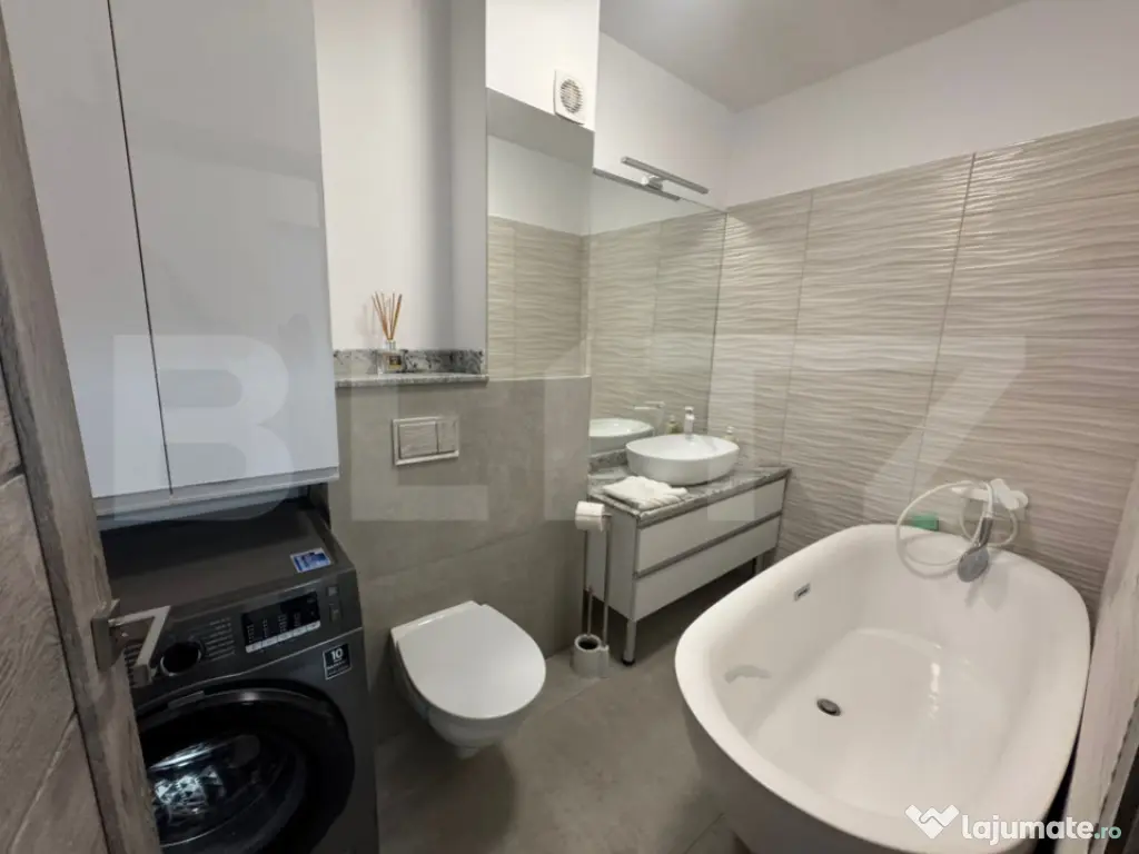 Apartament 2 camere, modern, parcare, zona Cetatii