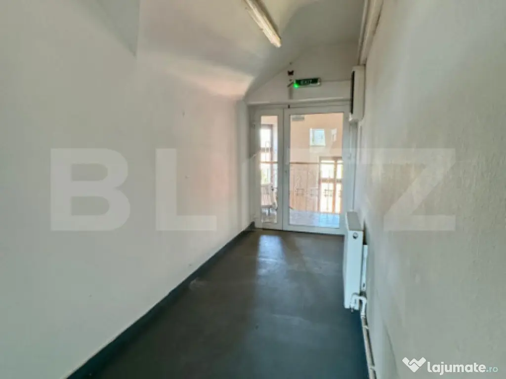 Spațiu de birouri, 120 mp, 5 încăperi – mansardă în c