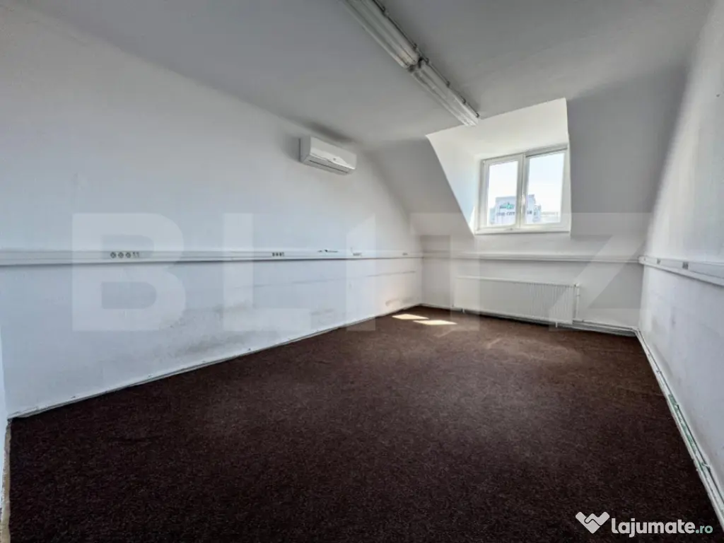 Spațiu de birouri, 120 mp, 5 încăperi – mansardă în c