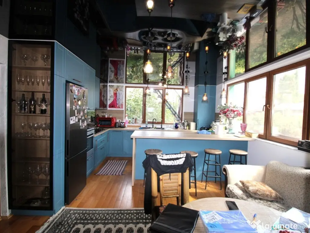 Casa pe strada Lozoveni 