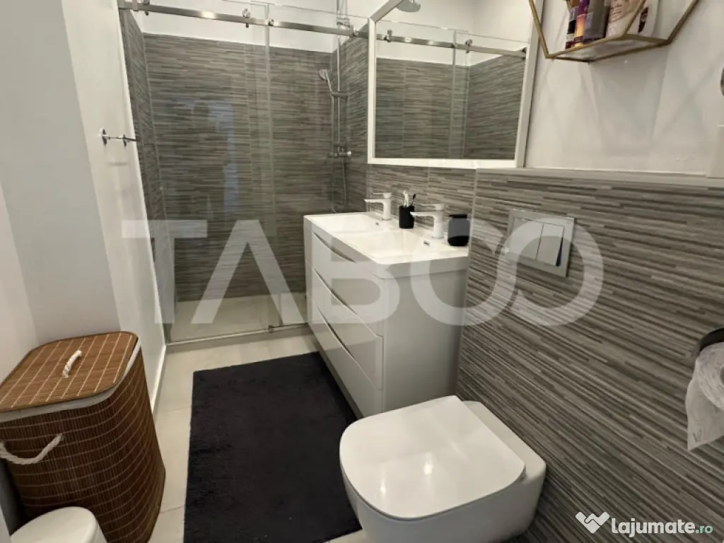 Penthouse 3 camere de lux 2 bai loc de parcare zona Lupeni S 