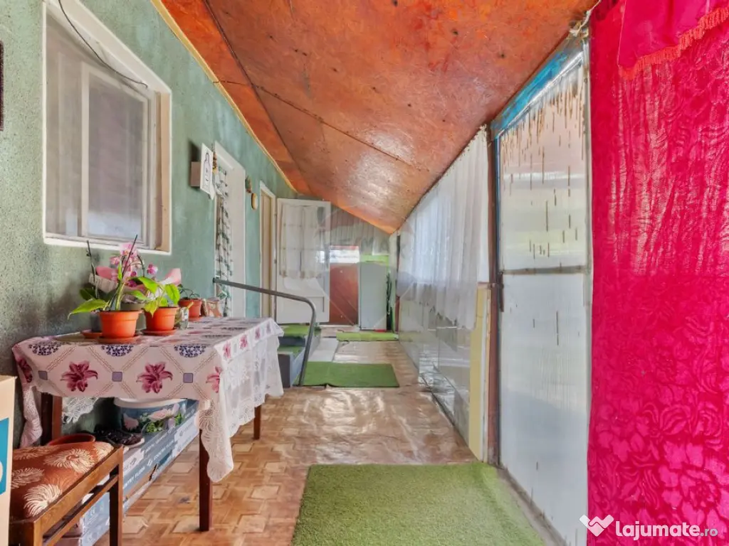 Casă de vânzare cu 5 camere- Nădab, oraș Chișineu-Cr... 