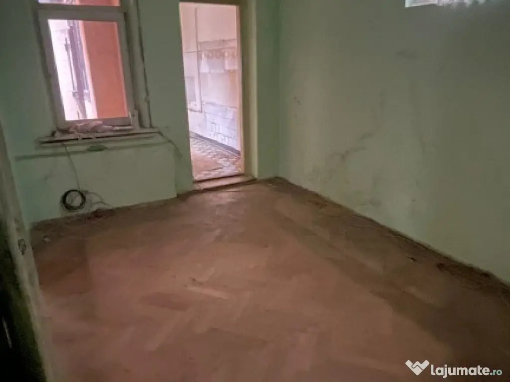 Casă zona Mihai Viteazu