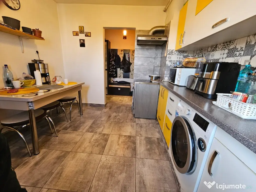 Apartament 2 camere, renovat integral, zona Gojdu 