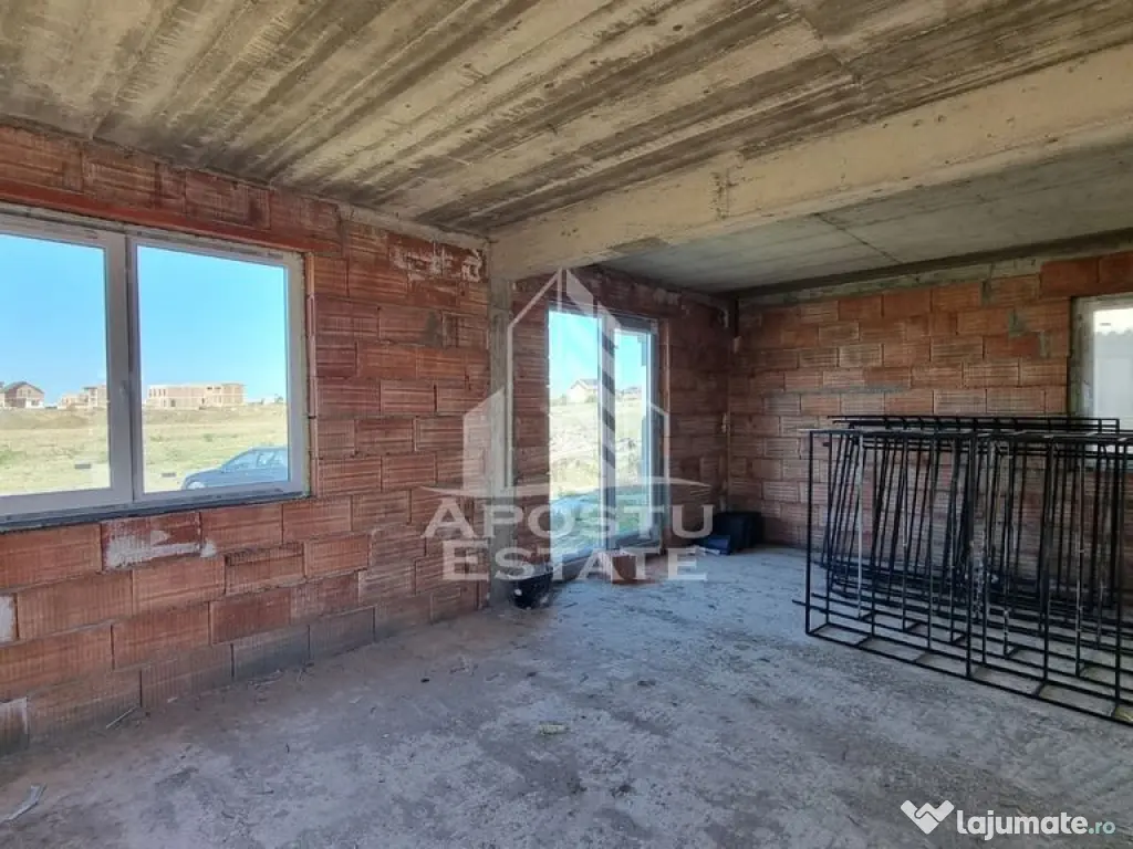 Casa individuala la rosu sau la cheie, Giarmata 