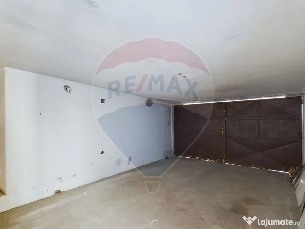 Vilă renovată – nemobilata Berceni/ Metrou Eroii Revo... 