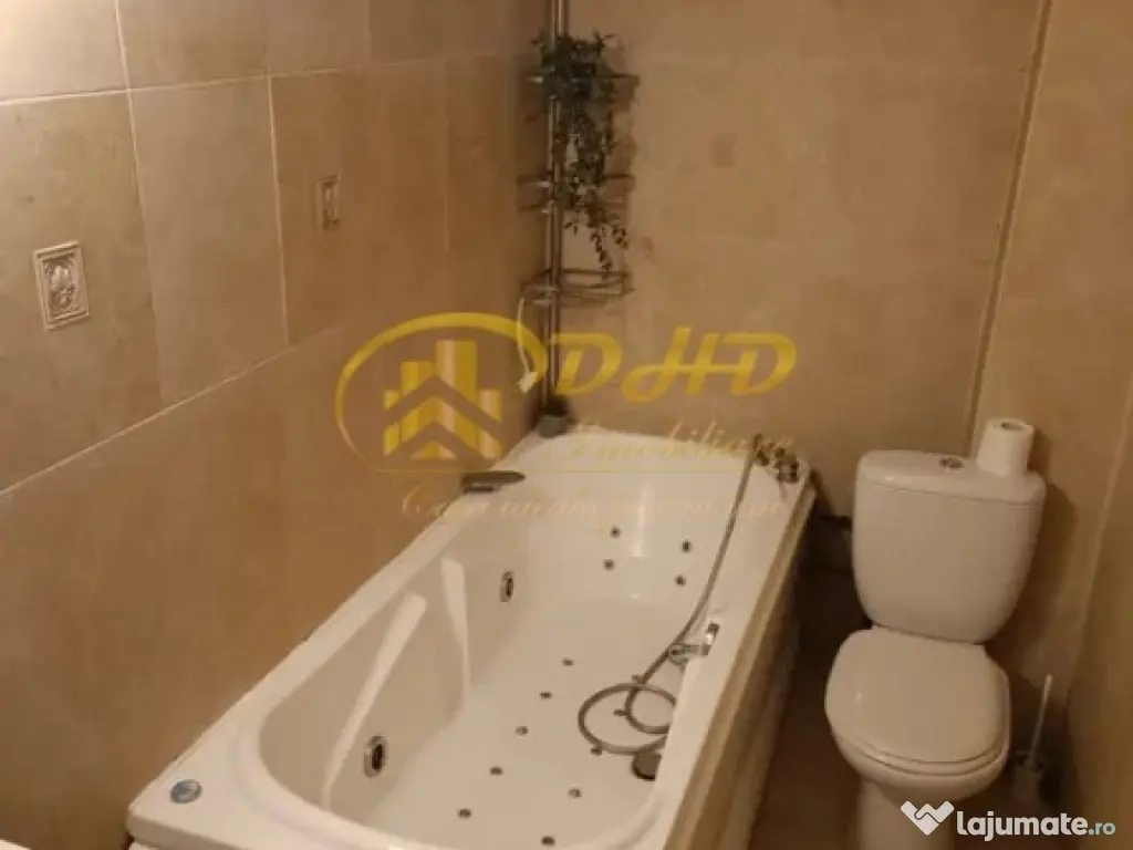 Apartament 3 camere - Bld. Independenței