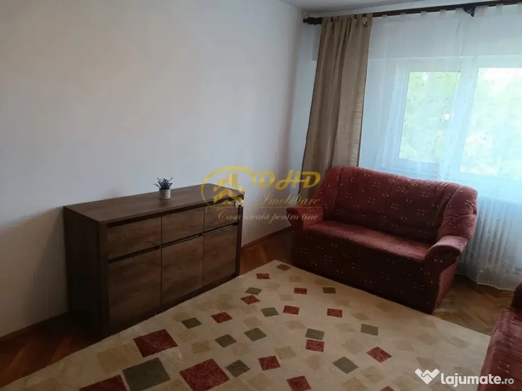 Apartament 3 camere - Bld. Independenței