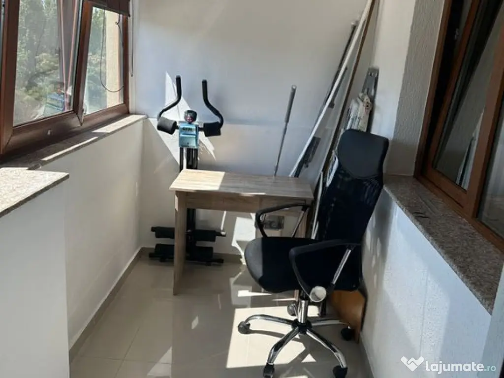 APARTAMENT 3 CAMERE-ZONA TOMIS NORD 