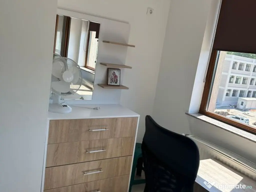 APARTAMENT 3 CAMERE-ZONA TOMIS NORD 