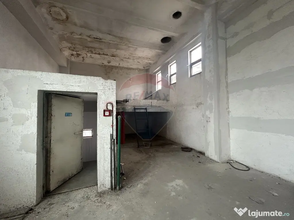 Spațiu de birouri / industrial de vânzare 