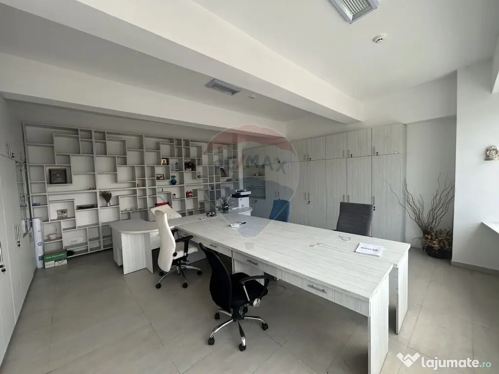 Spațiu de birouri / industrial de vânzare 