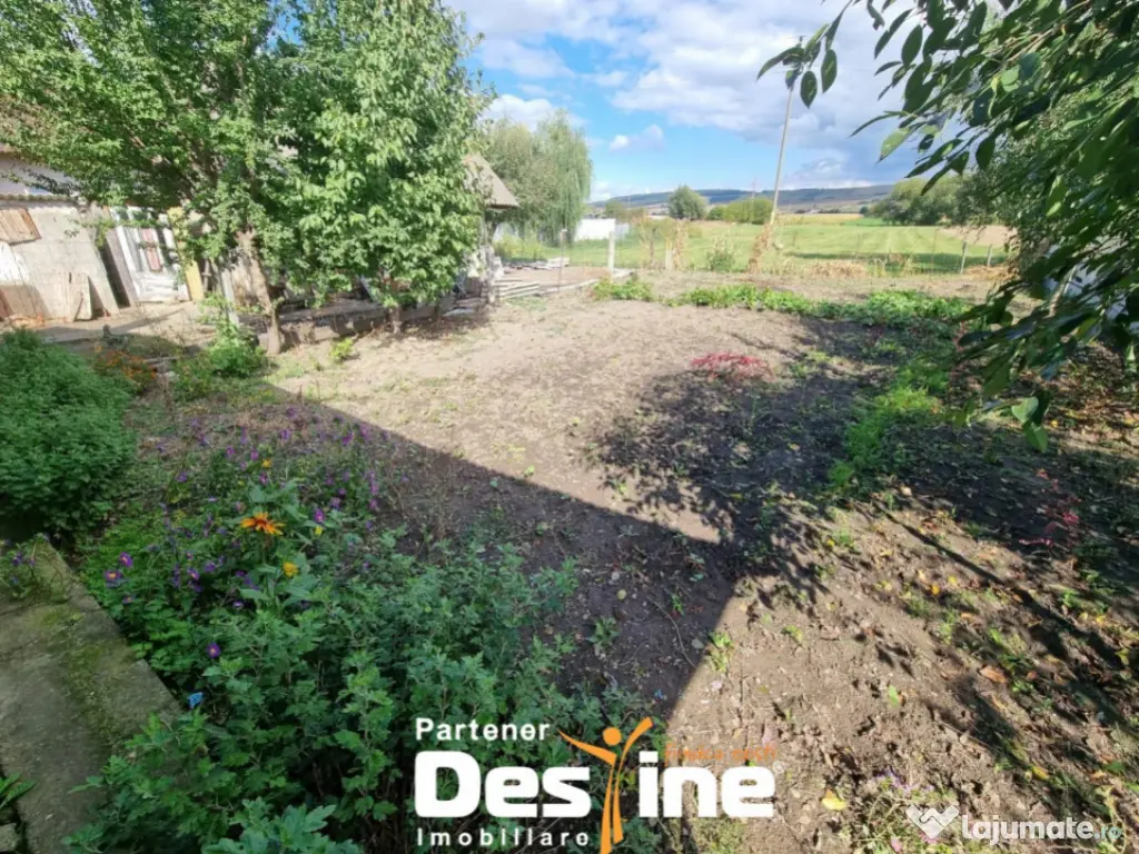 Lunca Pașcani – Casă + teren 692 mp cu utilități, la 6